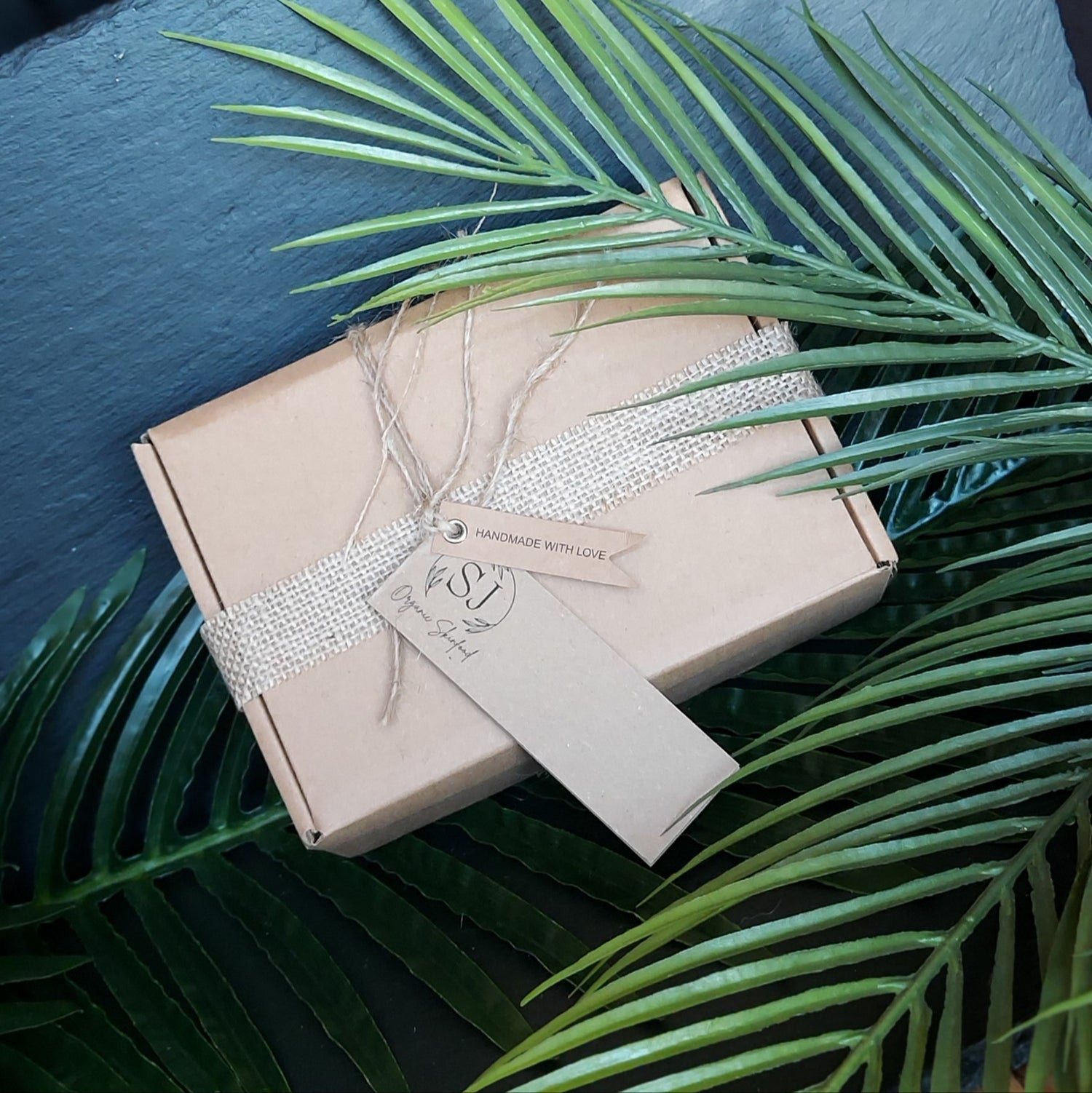 Gift Sets & Bundles